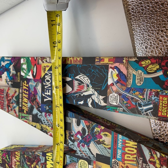 Marvel Comics Letter M Wall Hanging Retro Comics Wooden Wall Decor - Picture 15 of 16